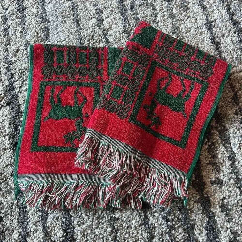 Vtg Shula for Renaissance CHRISTMAS BATH HAND TOWEL Israel Egyptian Cotton Red